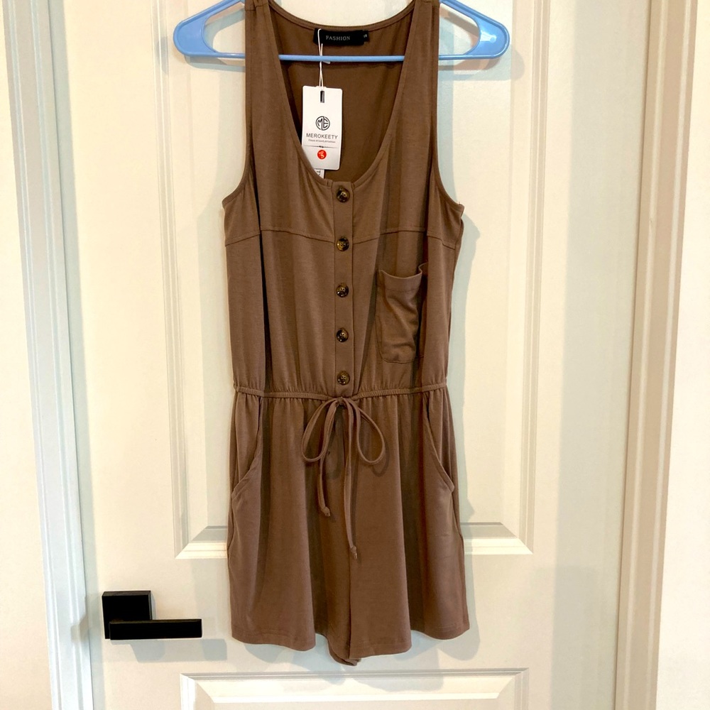 Brown jumper NWT
